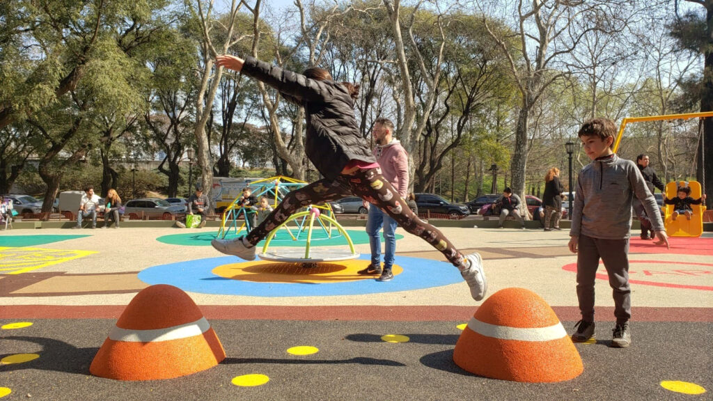 caucho-in-situ-para-plazas